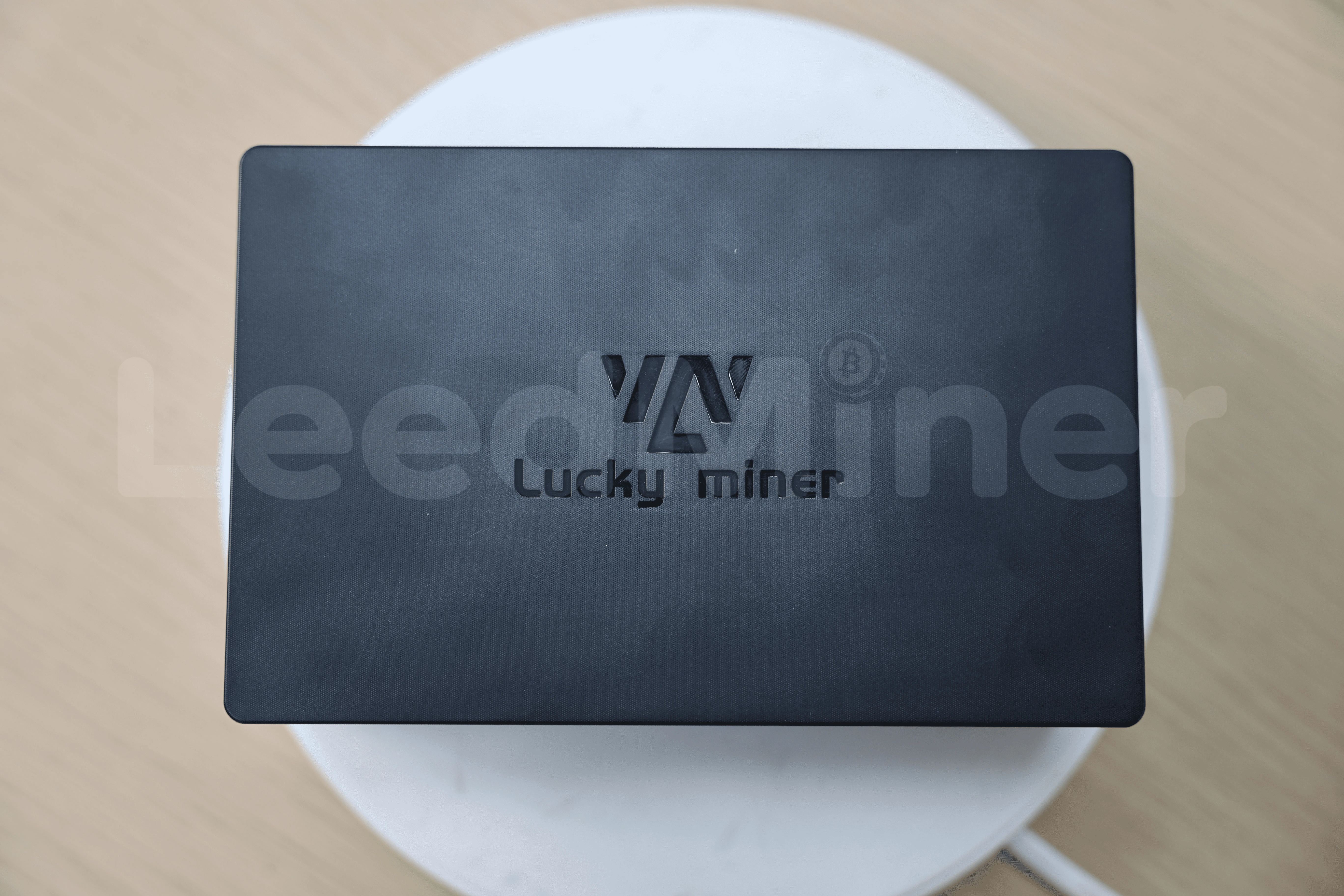 LuckyMiner LV08 miner